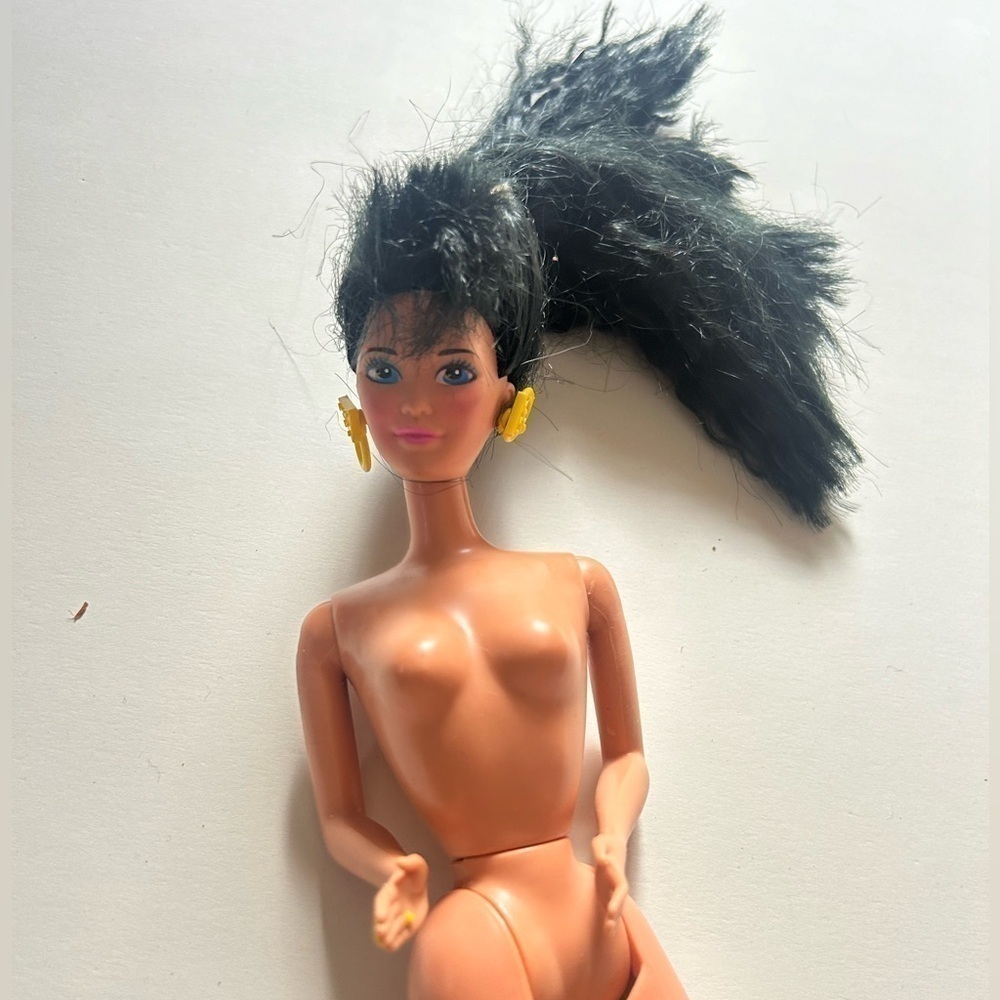 Barbie All American Kira doll vintage 1990s